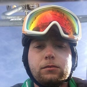 Meet your Posher, Evan